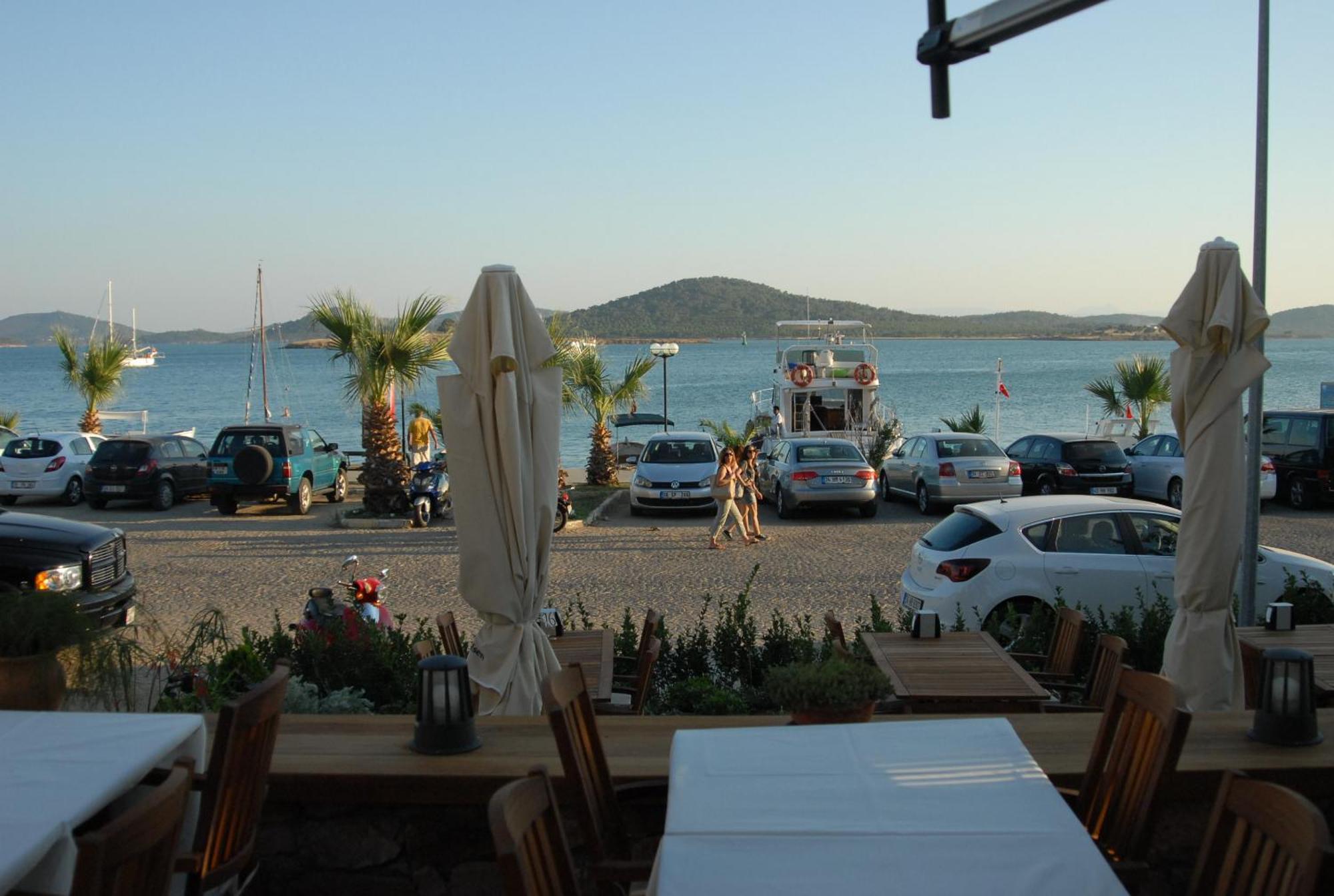 Aliye Hanim Hotel Ayvalı Buitenkant foto