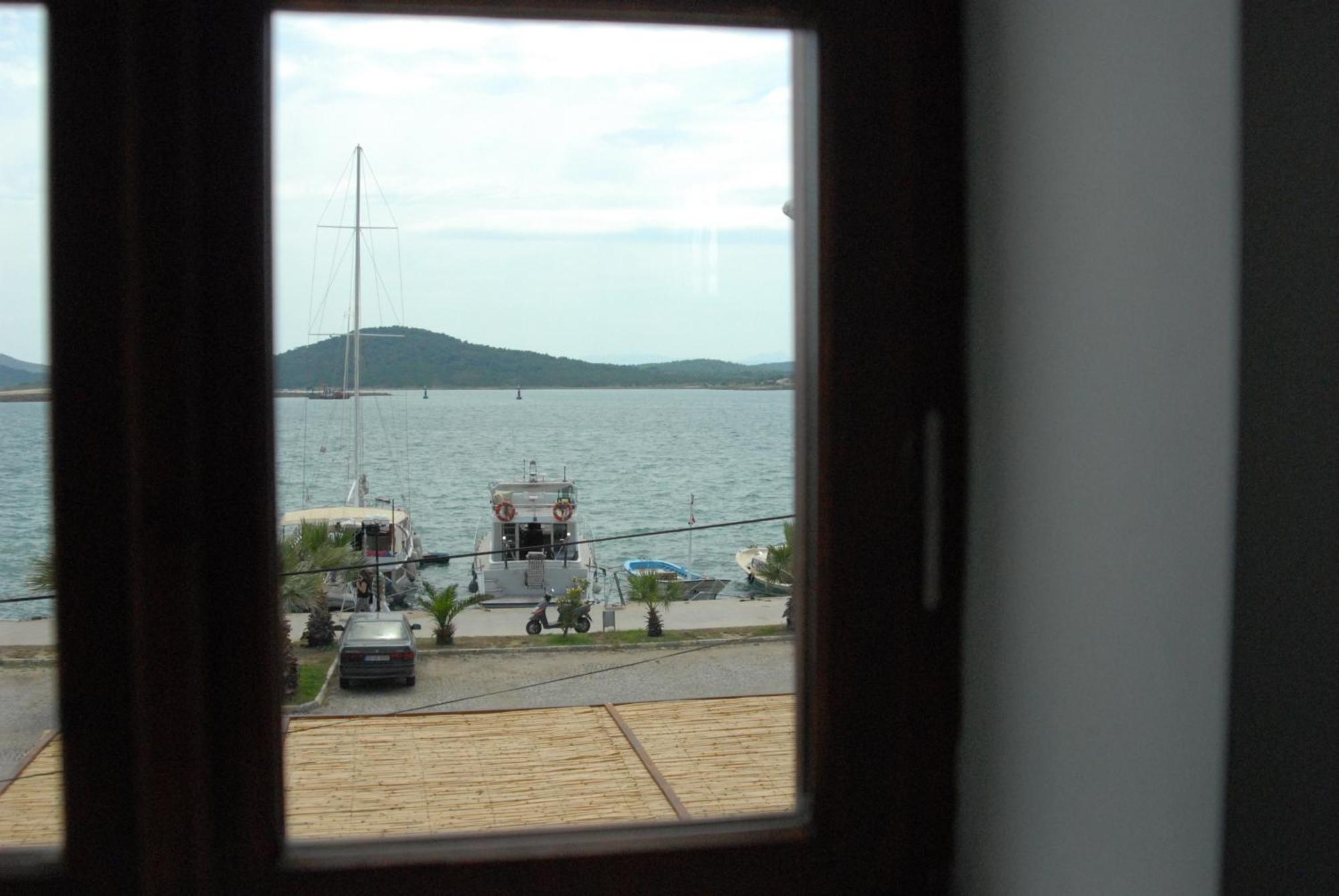 Aliye Hanim Hotel Ayvalı Buitenkant foto