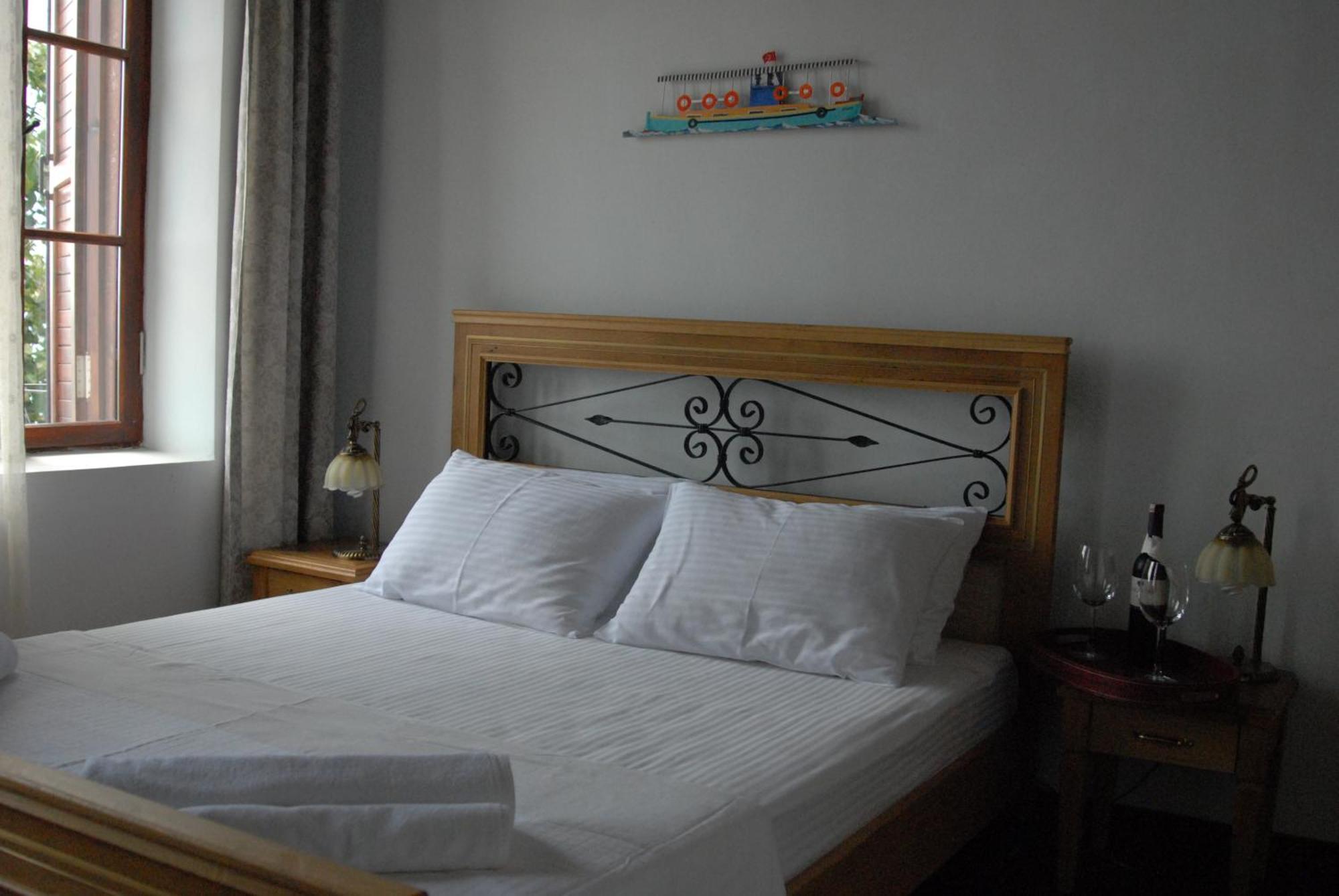 Aliye Hanim Hotel Ayvalı Buitenkant foto