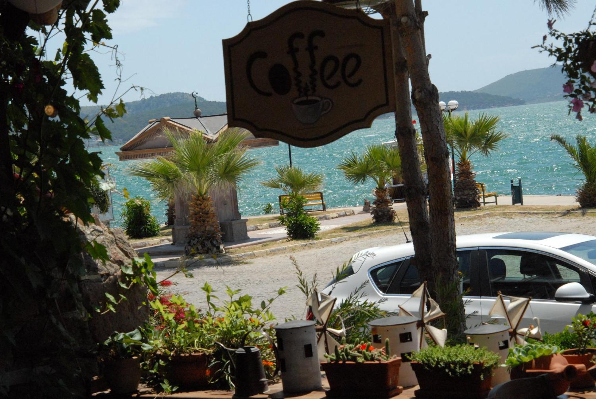 Aliye Hanim Hotel Ayvalı Buitenkant foto
